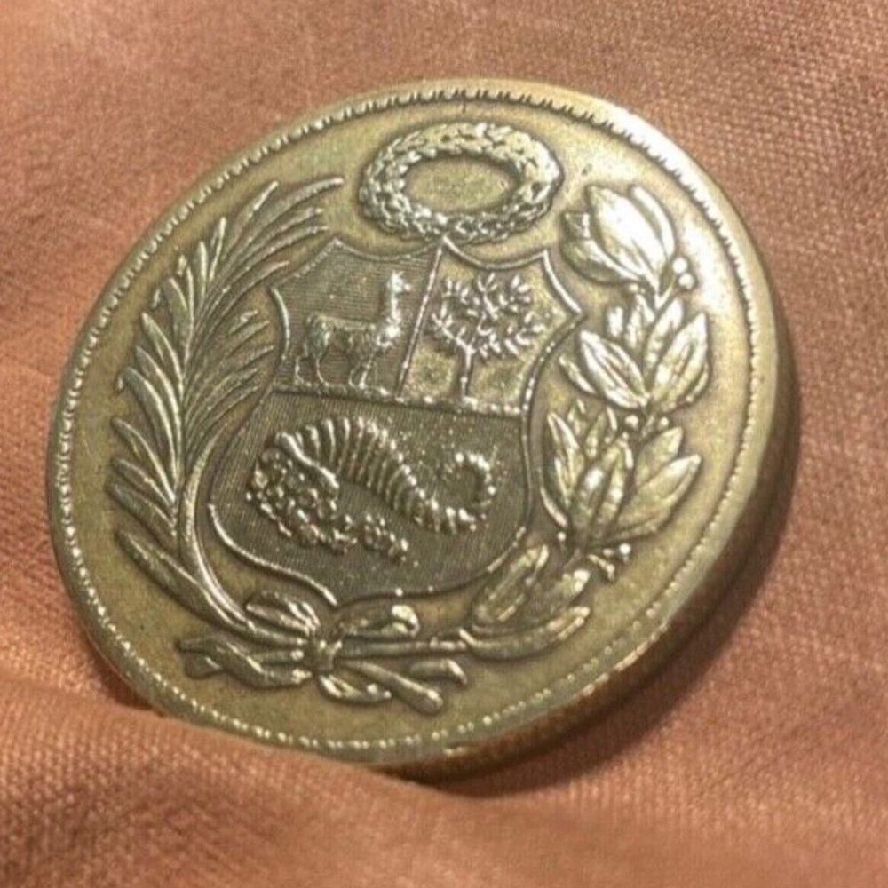 1956 Peru Un Sol De Oro, El Blanco Ma Central Dereserva Del Peru-Very Rare